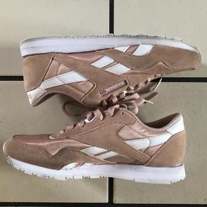 Reebok Classic Nylon Dusty Pink